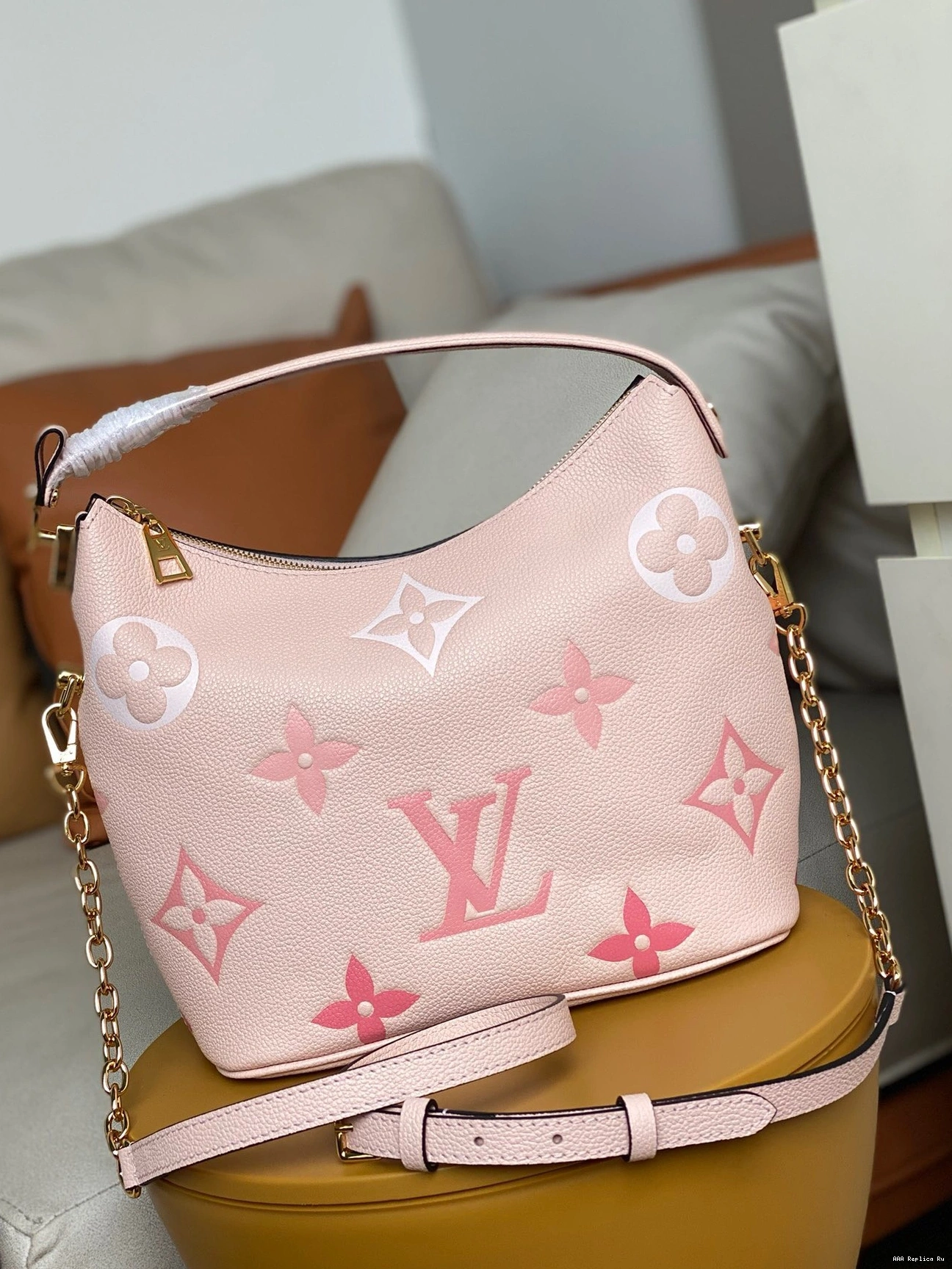 AAA Replica Ru MARSHMALLOW LOUIS VUITTON 0809